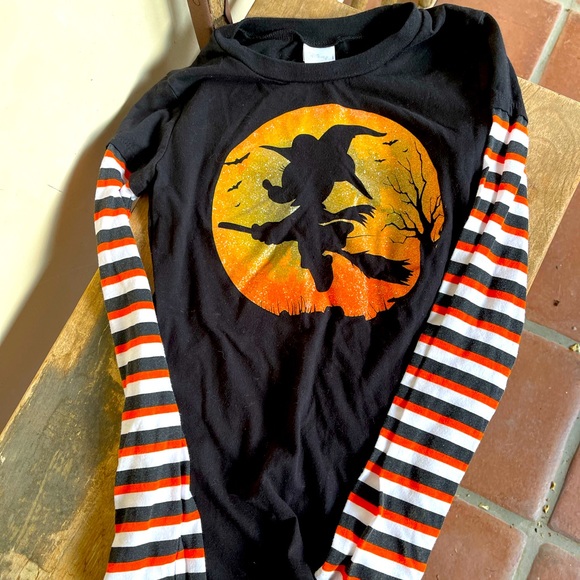 DISNEY HALLOWEEN MICKEY MOUSE Flying Witch Top S - Picture 3 of 11